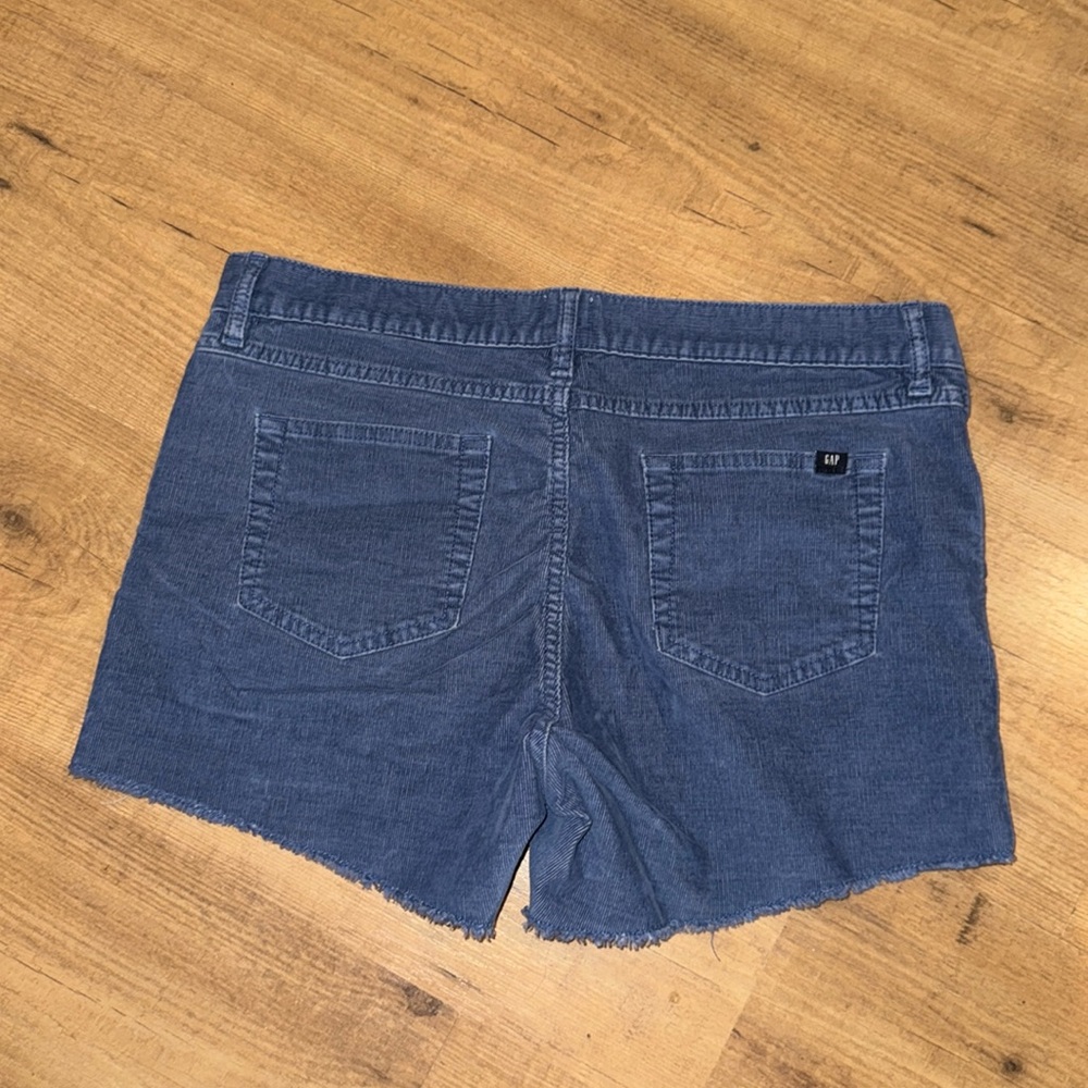 the GAP corduroy shorts
